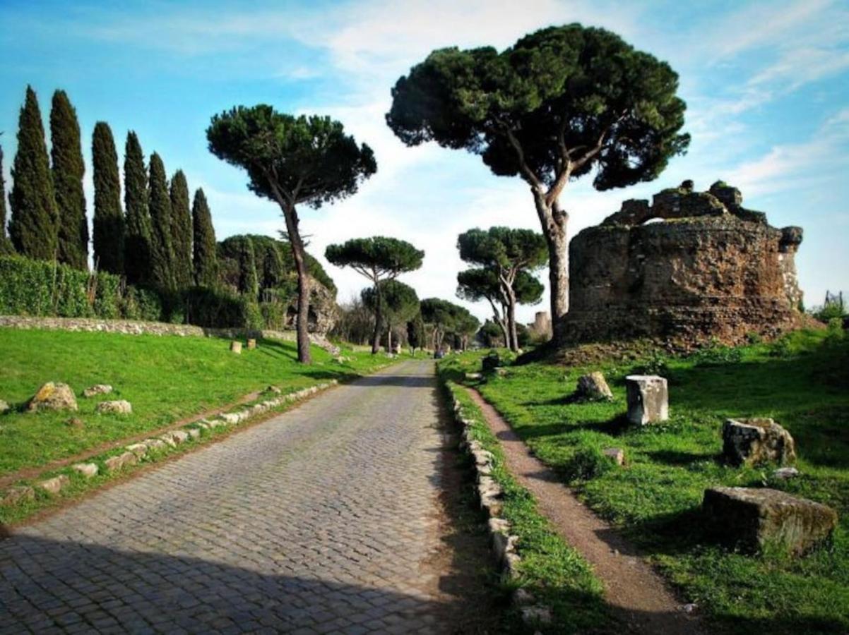 Amazing Appia Antica - Campidoglio Apartment Rome Exterior photo